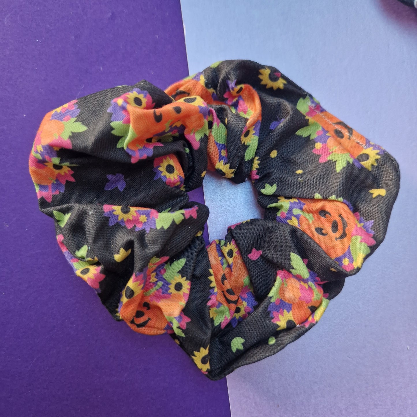 Spooky wreath cotton hair scrunchie