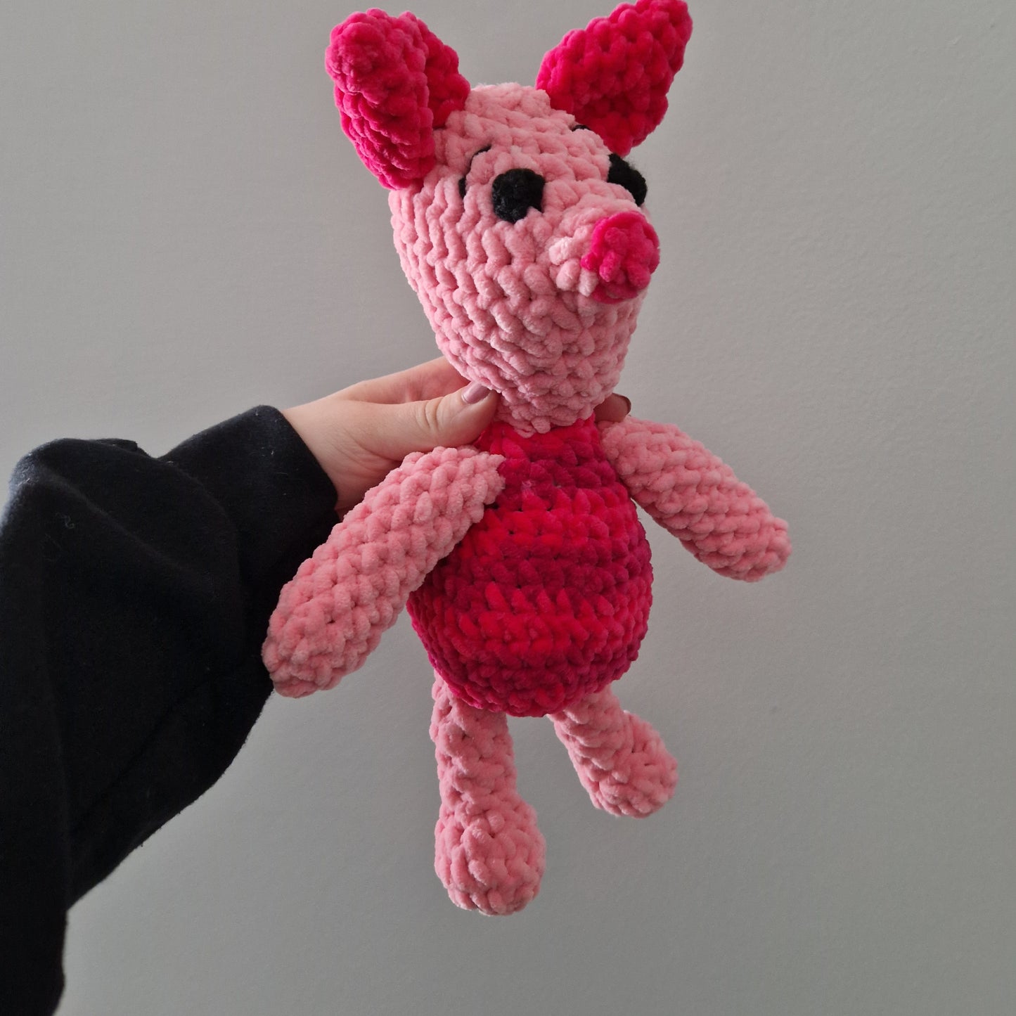 Pink pig crochet plushie