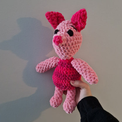 Pink pig crochet plushie