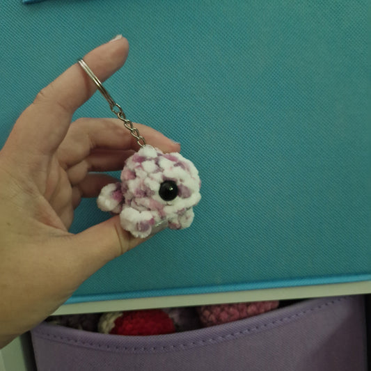 Purple and white mini whale chenille yarn crochet keyring