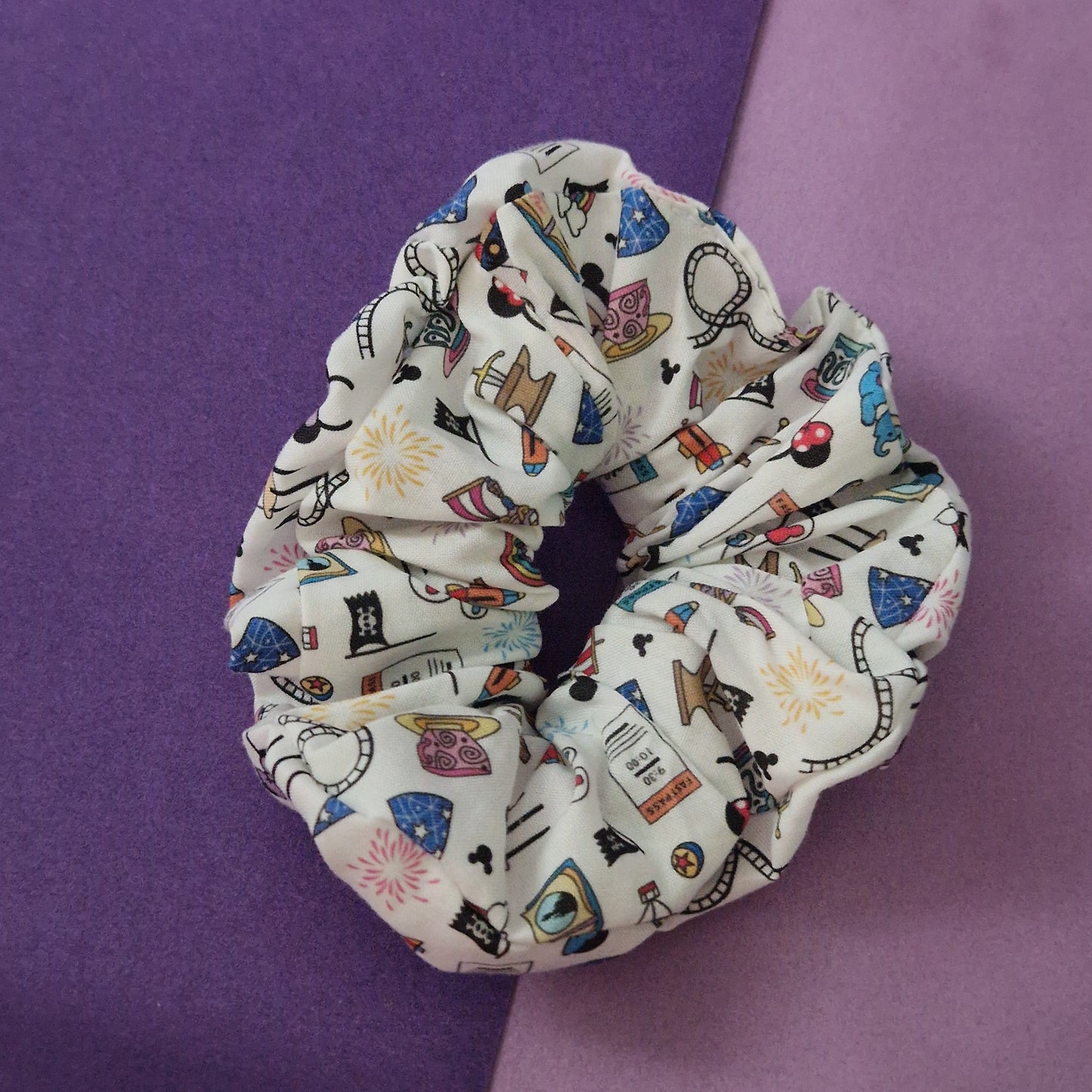 Park icon themed cotton hair scrunchie