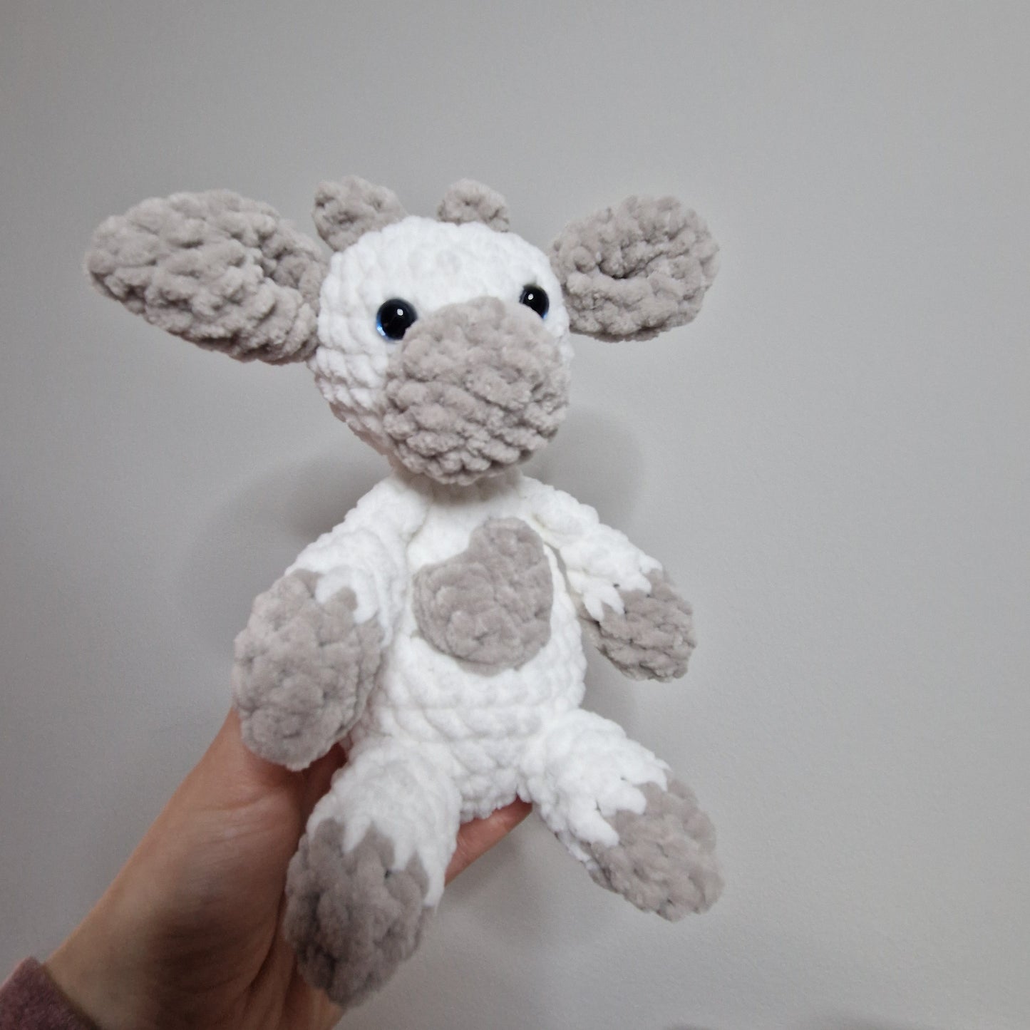 Sitting cow crochet plushie