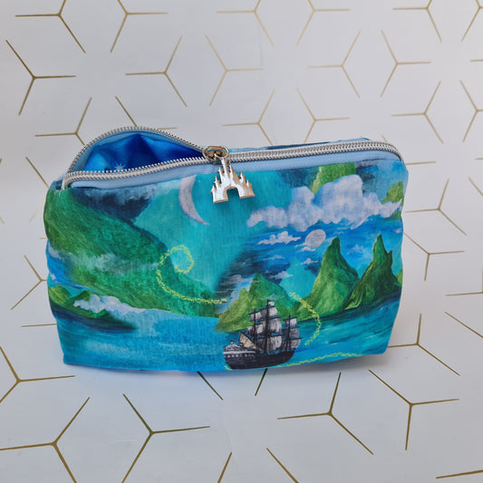 Never land lined triangle cosmetic bag with zipper - The Lost Boy