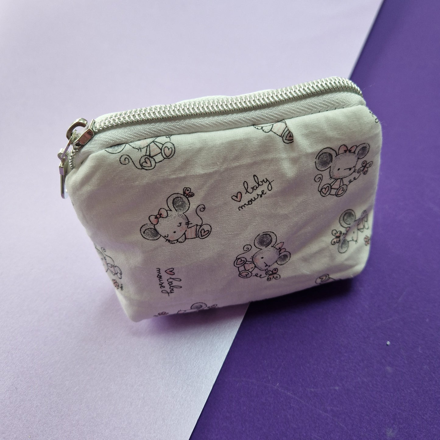 Baby mouse lined mini triangle shaped pouch cosmetic bag with zipper