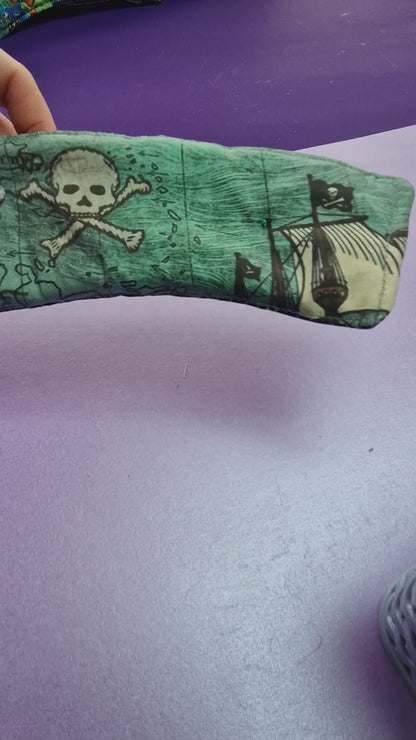 Black Rum Pirates cup blanket for hot or cold drinks